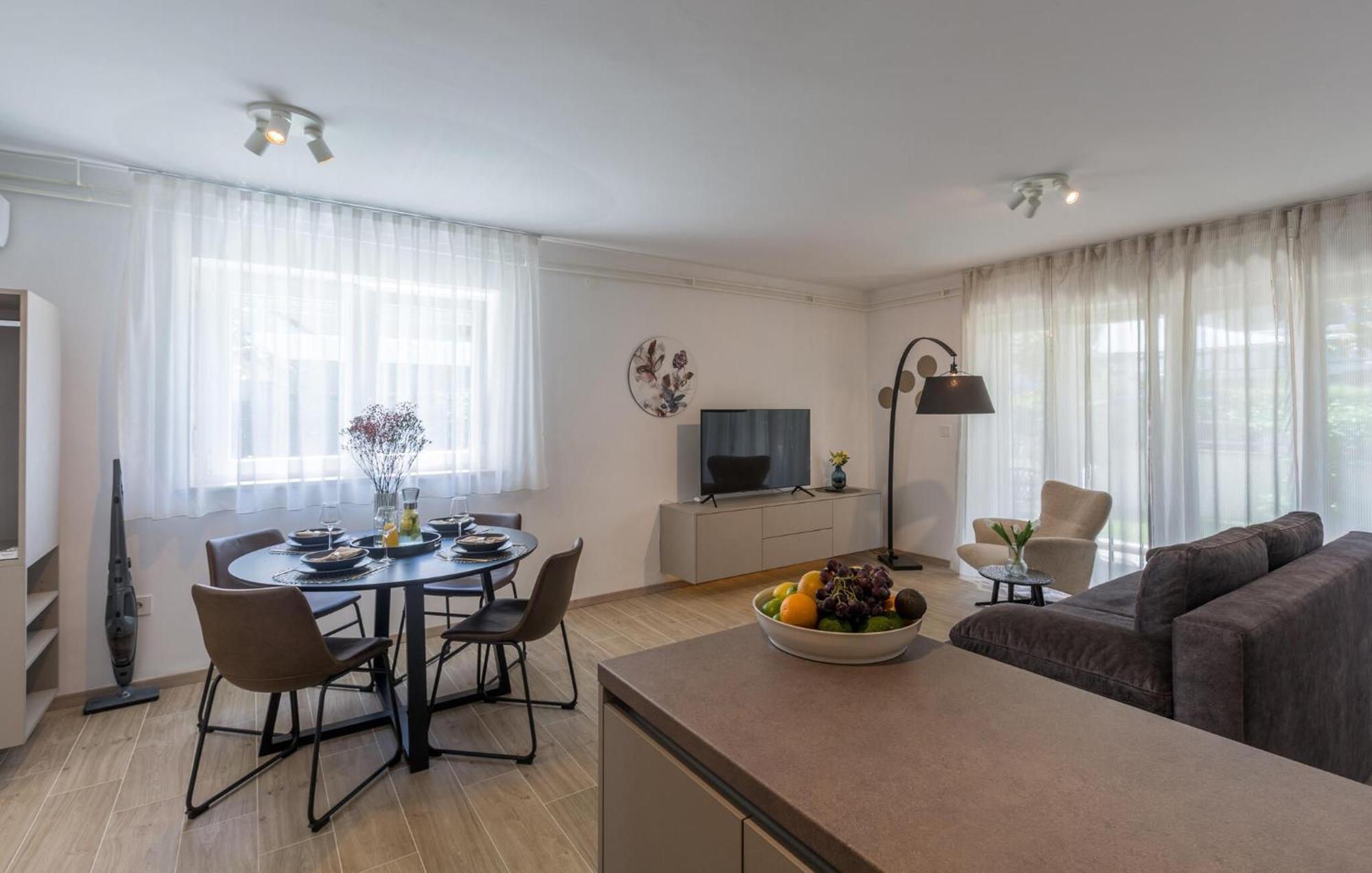 1 Bedroom Beautiful Apartment In Poreč Eksteriør billede