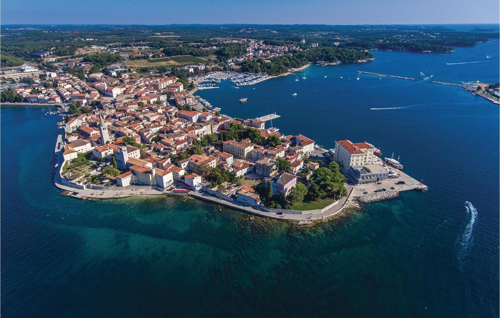 1 Bedroom Beautiful Apartment In Poreč Eksteriør billede